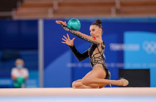Alina Gornosko wins rhythmic gymnastics tournament in Spain