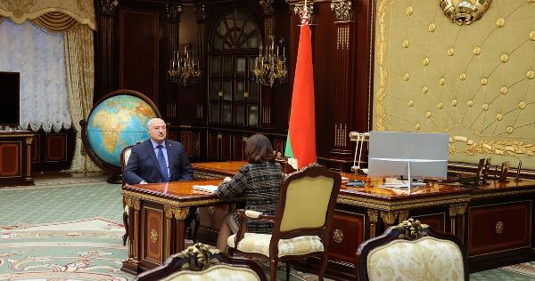 Президент провёл встречу с Председателем Совета Республики