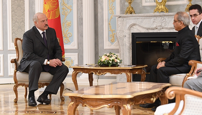 Встреча Лукашенко с Послом Индии в Беларуси Панкаджем Саксеной
