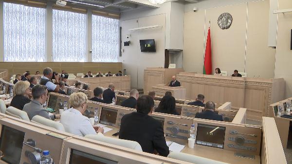 Meeting of first session of Council of Republic of 8th convocation held in Minsk