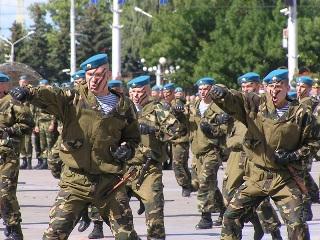 В Беларуси отмечают День десантников и сил специальных операций