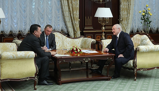 Лукашенко встретился с Чрезвычайным и Полномочным Послом Кыргызстана в Беларуси