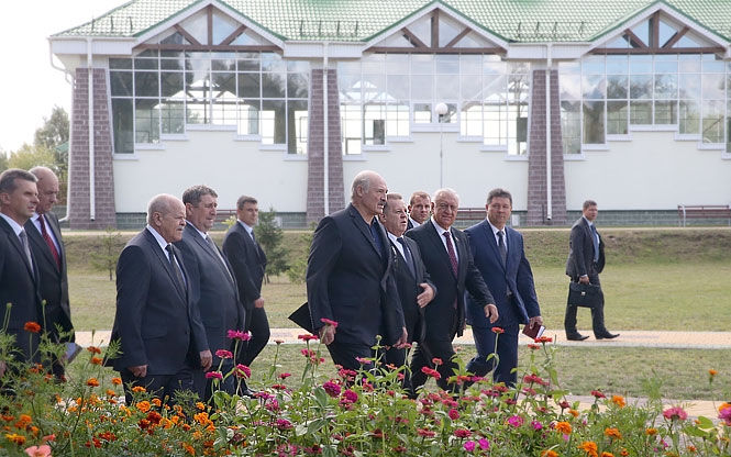 Глава государства посетил Брестскую область