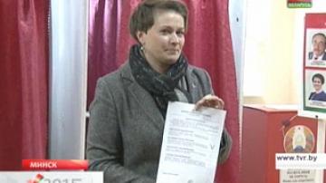 Presidential candidate Tatiana Korotkevich votes at polling station No. 8