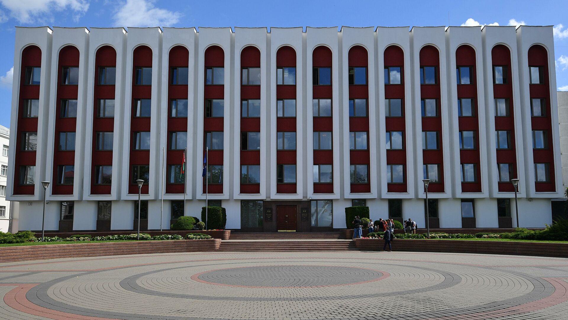 АКЦЕНТЫ ДНЯ