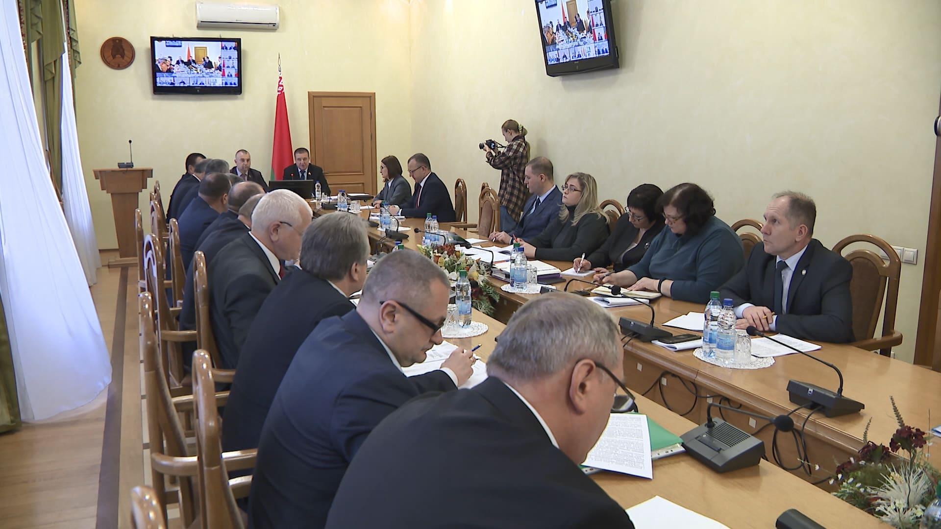 АКЦЕНТЫ ДНЯ