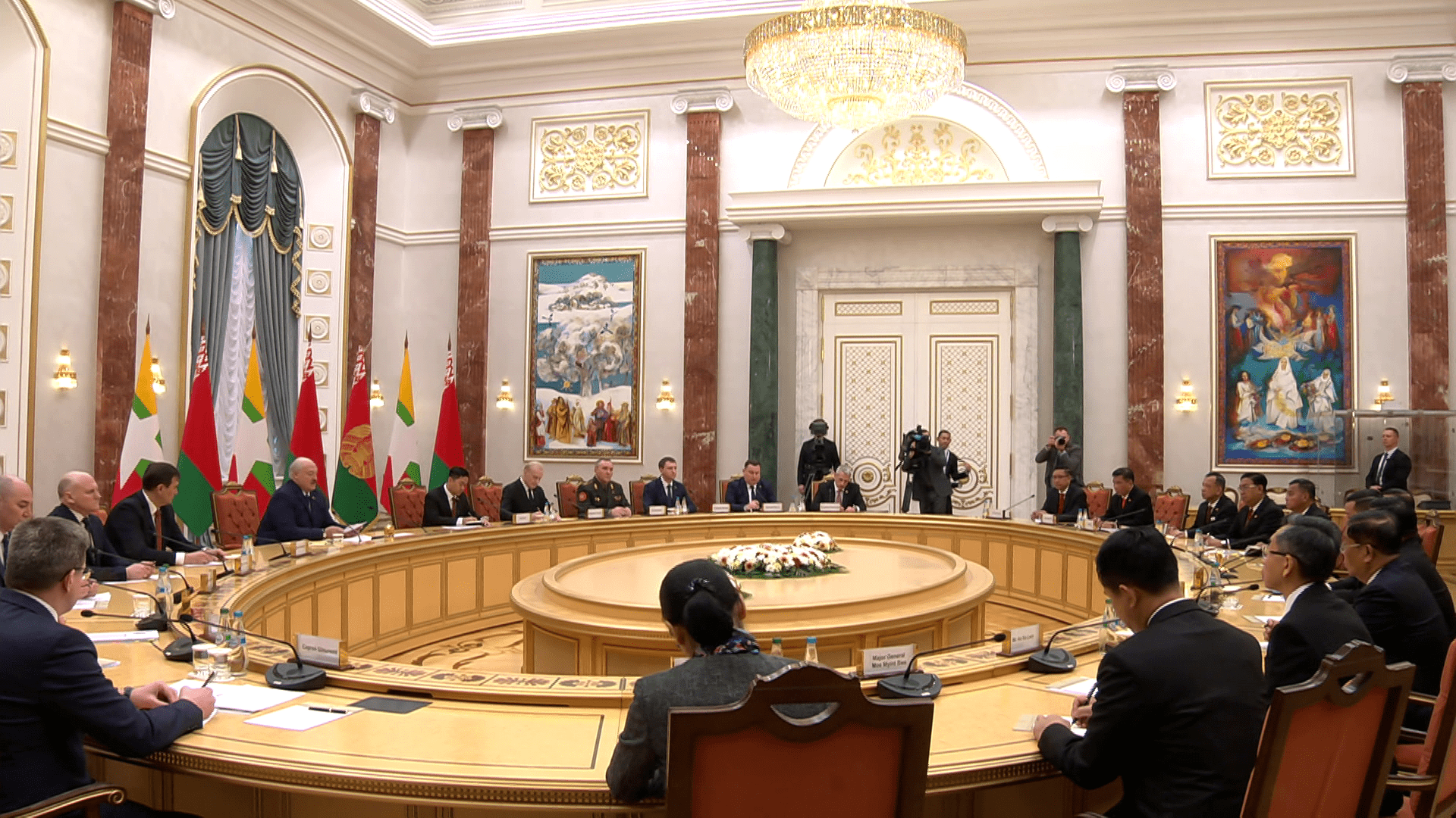 АКЦЕНТЫ ДНЯ