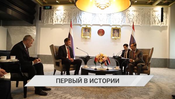 Президенты Беларуси и Индонезии провели встречу в неформальной обстановке