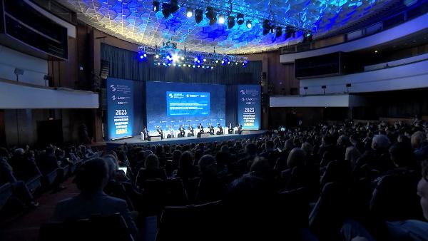 АКЦЕНТЫ ДНЯ