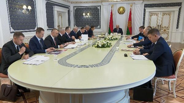 АКЦЕНТЫ ДНЯ