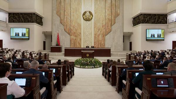 АКЦЕНТЫ ДНЯ