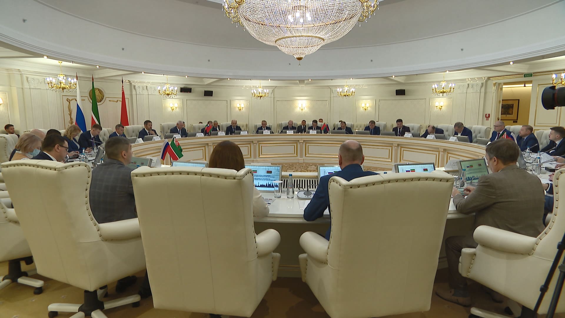 АКЦЕНТЫ ДНЯ