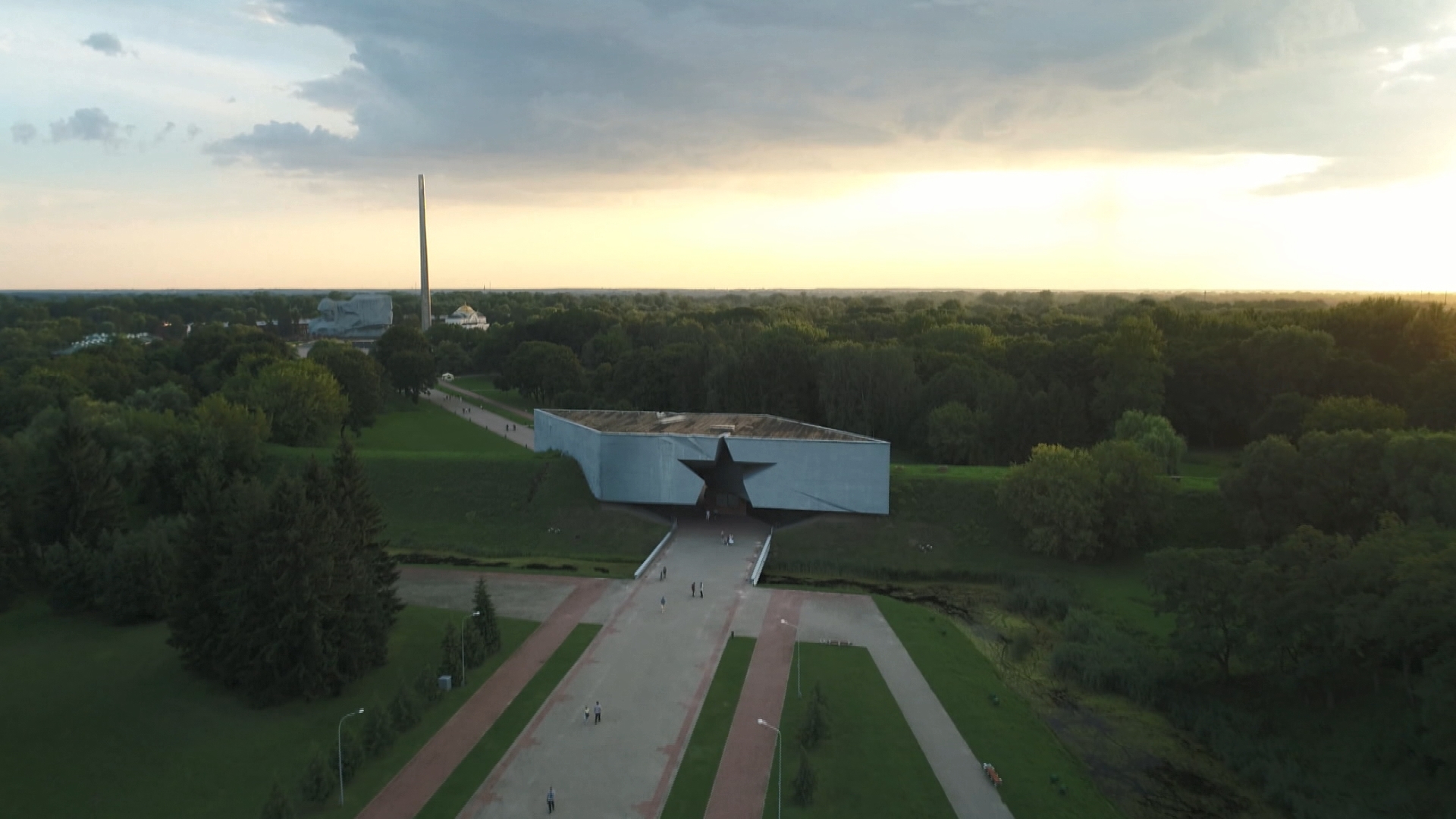 АКЦЕНТЫ ДНЯ