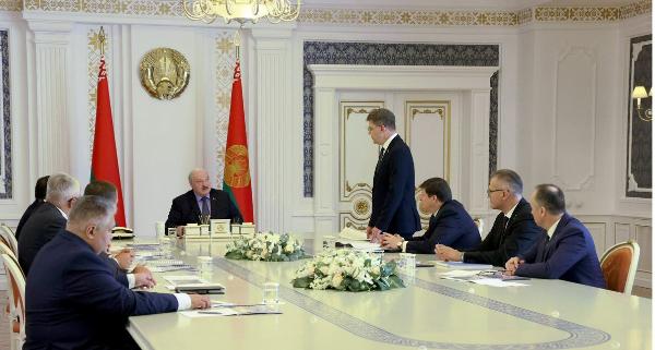 АКЦЕНТЫ ДНЯ