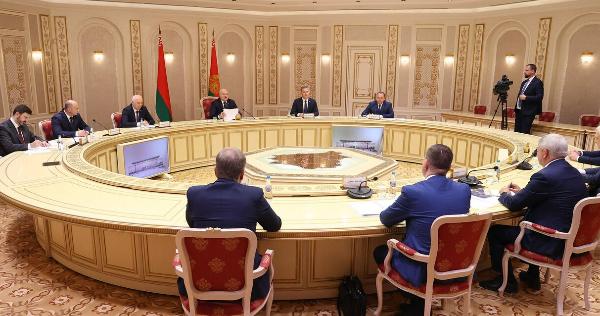 АКЦЕНТЫ ДНЯ