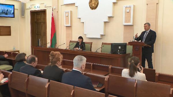 АКЦЕНТЫ ДНЯ