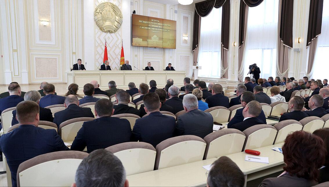 АКЦЕНТЫ ДНЯ