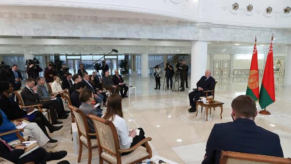 АКЦЕНТЫ ДНЯ