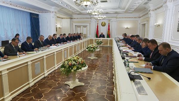 АКЦЕНТЫ ДНЯ