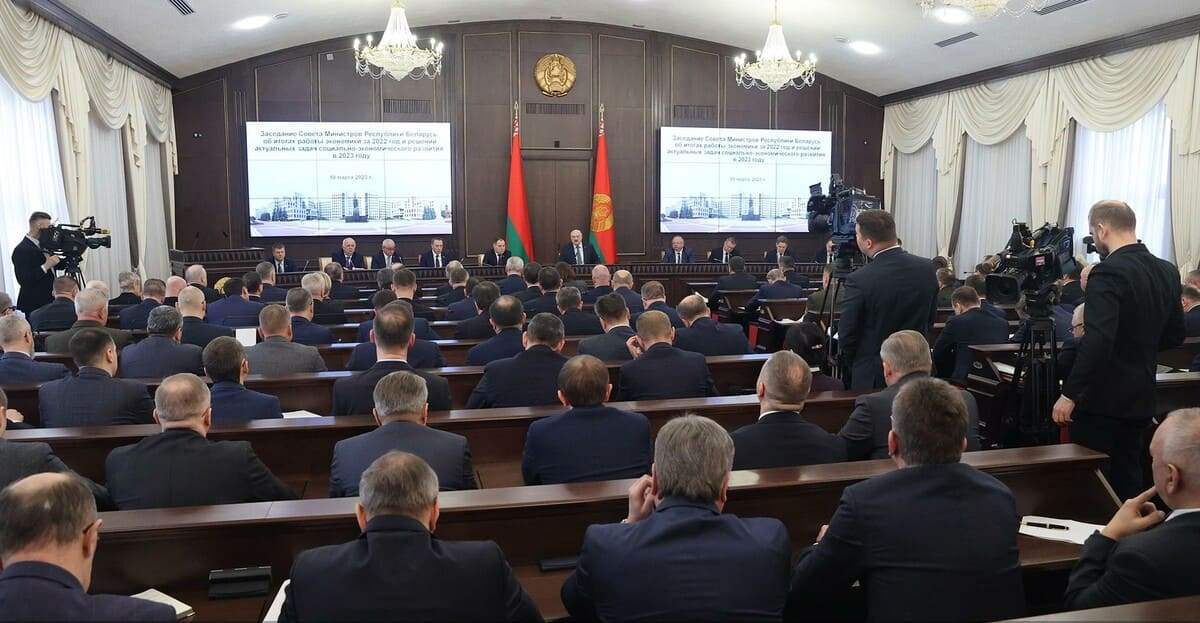 АКЦЕНТЫ ДНЯ