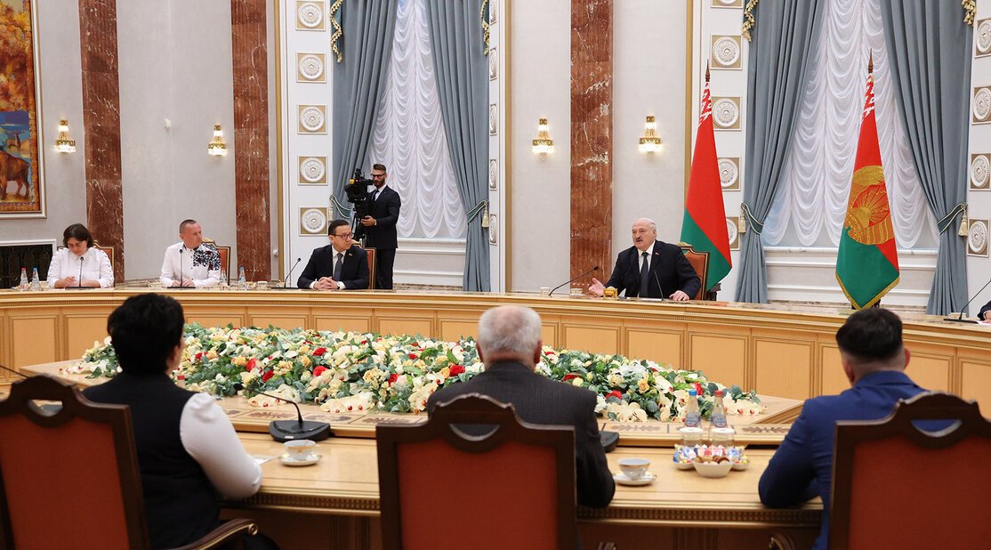 АКЦЕНТЫ ДНЯ 