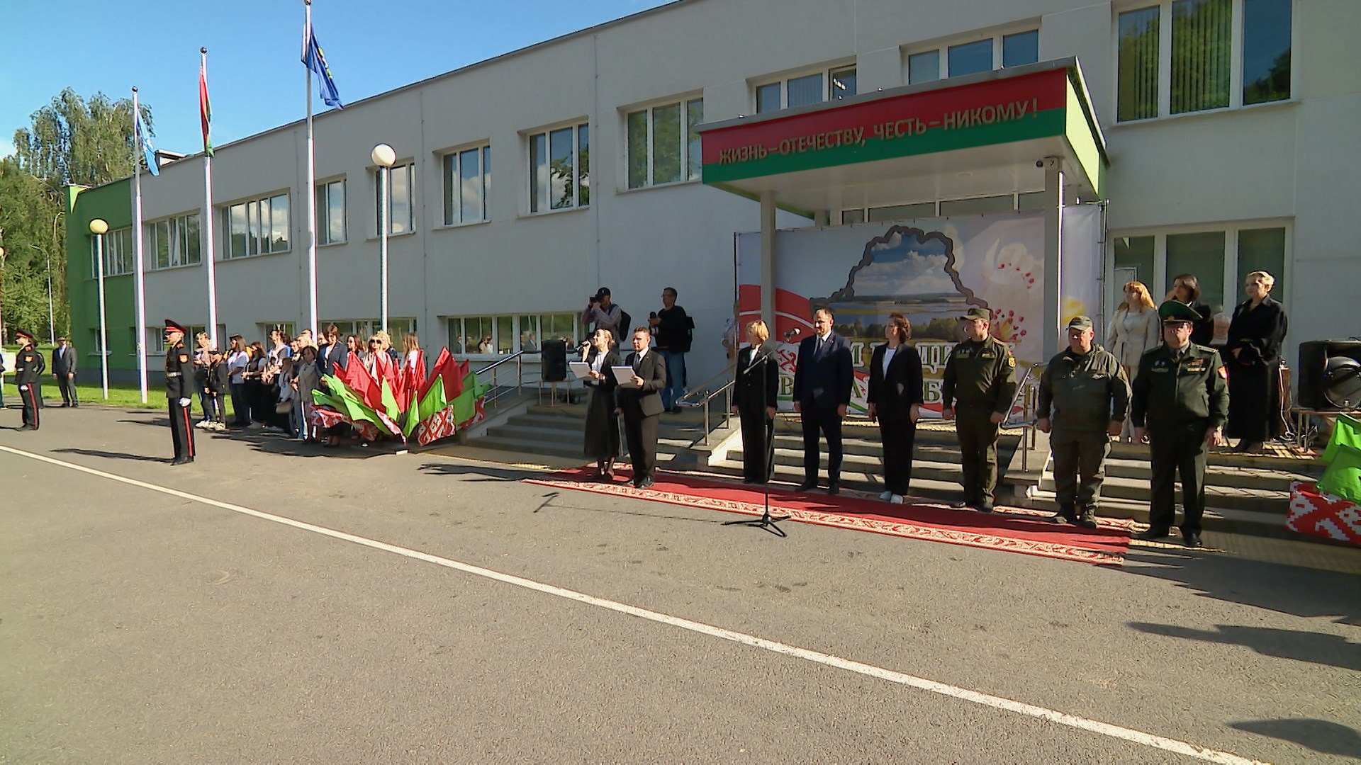 В Беларуси начались учебно-полевые сборы для учащихся 10 классов