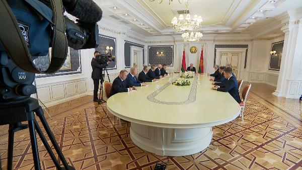 АКЦЕНТЫ ДНЯ