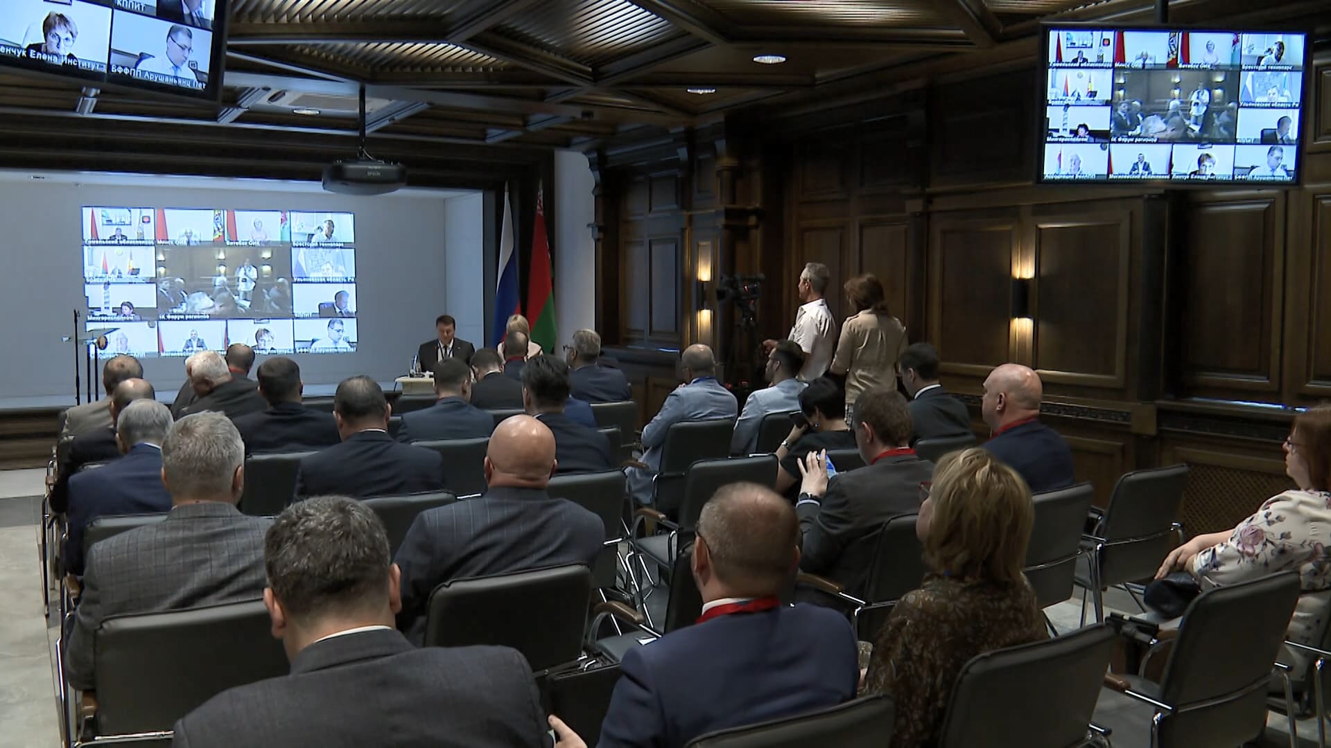 АКЦЕНТЫ ДНЯ