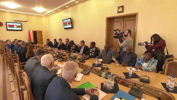 АКЦЕНТЫ ДНЯ