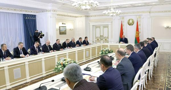 АКЦЕНТЫ ДНЯ