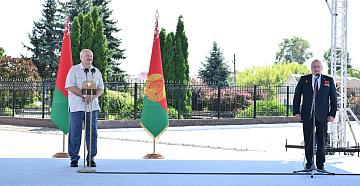 The President presented state awards to the Savushkin Product company's employees