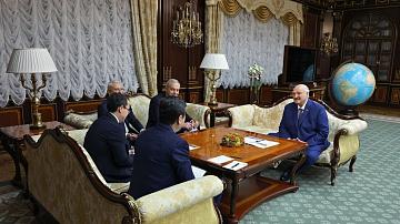 Президент встретился с председателем Мажилиса Парламента Казахстана