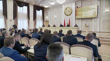 АКЦЕНТЫ ДНЯ