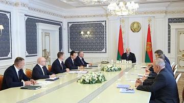 У Президента обсудили развитие промышленности