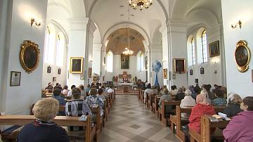 33 реликвии привезли в костёл в Пружанах