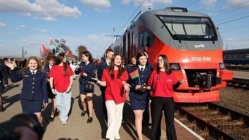 В Орше встретили первый беспересадочный поезд из Смоленска