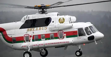 The President of Belarus inspected the course of the sowing campaign from a helicopter