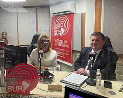 The Ambassador of Belarus to Venezuela Dmitry Derevinsky visited the radio station "Radio South" and gave an interview to the presenter of Nieves Betsaida Valdez Madarico