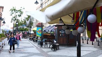 More than 20 retail outlets will be open on 1 May in the capital's Victory Park