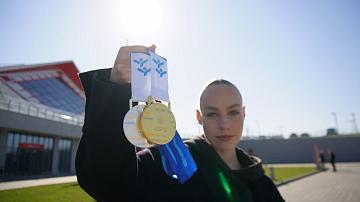 V. Khandoshka returned to her homeland with gold and silver medals from the Artistic Swimming World Cup