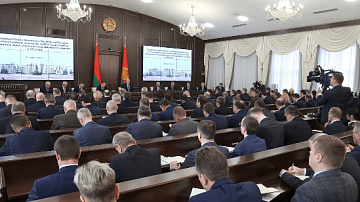 Президент провёл совещание с правительством
