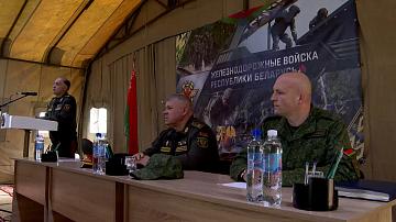 Сборы с работниками сельхозпредприятий развивают военные навыки
