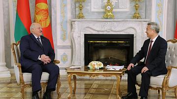 Президент встретился с членом Постоянного комитета Политбюро ЦК Компартии Китая Ли Си