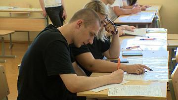 Началась подача документов в белорусские ВУЗы