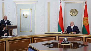 А. Лукашенко провёл селекторное совещание по уборочной