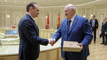 Президент предложил российским кинематографистам совместно снять фильм про Ли Харви Освальда