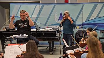 People's Artist of Moldova K. Moskovich will present the program "Music Without Borders" in Minsk