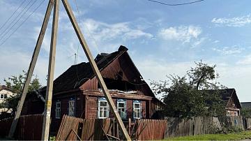 Emergency crews are restoring power supply
