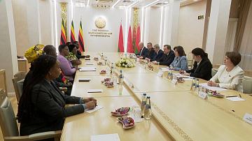 90 Seconds News 11:00