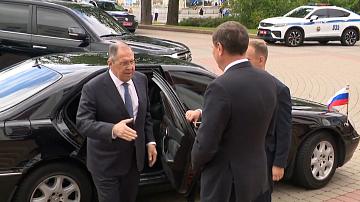 Главы МИД Беларуси и России проводят переговоры в Минске